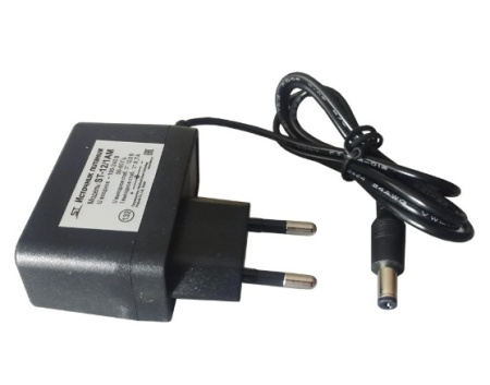 ST-12/1AM (0,7А) стабилизированный источник питания для питания аппаратуры напряжением 12В Space Technology