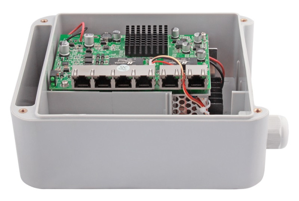 PV-POE04G2W (ver.279) PV-Link уличный 6 портовый коммутатор 