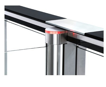 PERCo-SDС-01GS крышка из закаленного стекла с центральной вставкой из нержавеющей стали для двусторонней секции скоростного прохода PERCo-STD-01 PERCo